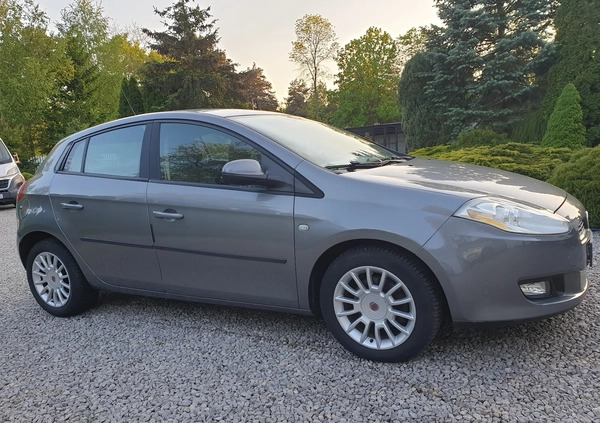 Fiat Bravo cena 18500 przebieg: 188000, rok produkcji 2010 z Bytów małe 232